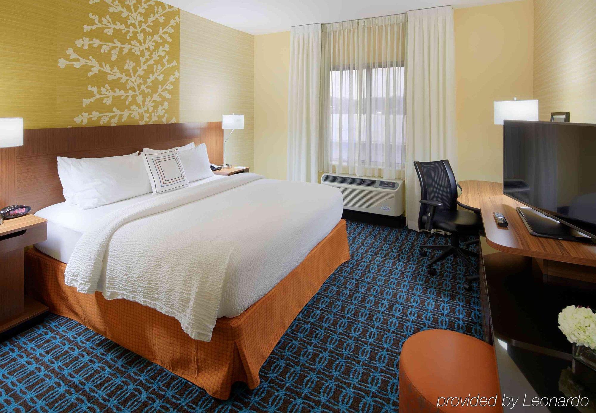 Fairfield Inn & Suites By Marriott Springfield Northampton/Amherst Exterior foto