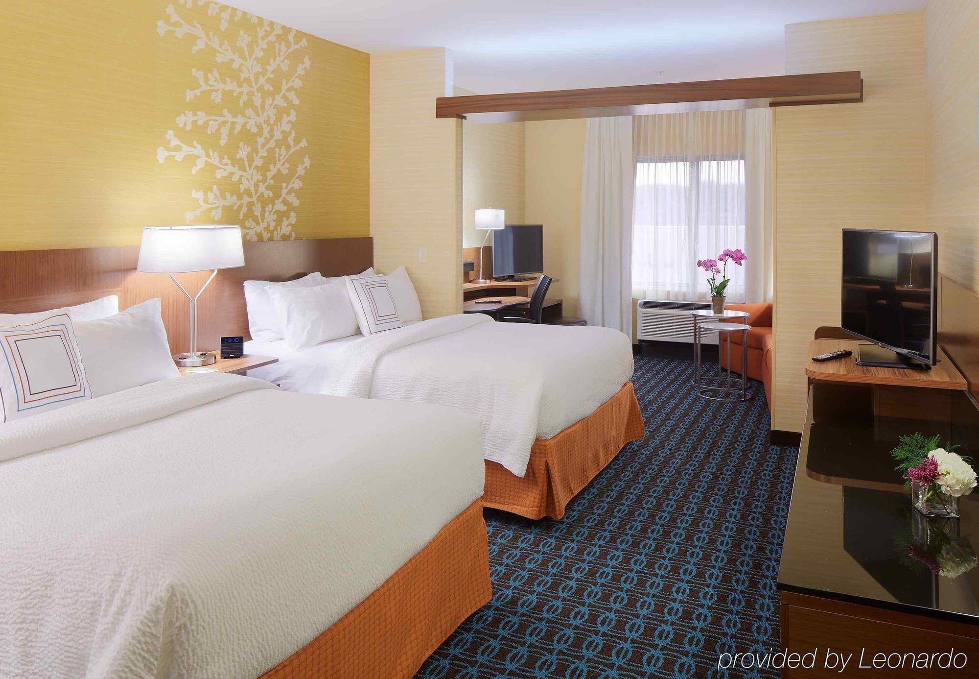 Fairfield Inn & Suites By Marriott Springfield Northampton/Amherst Exterior foto